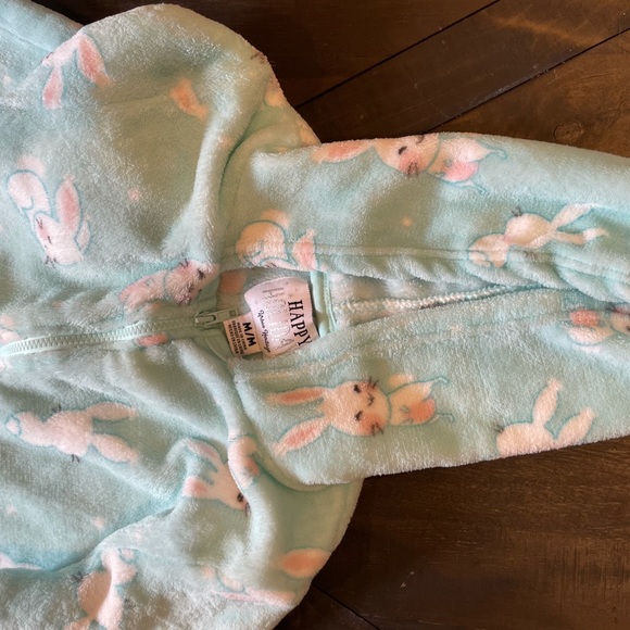 Bunny rabbit sleep onesie medium - Picture 2 of 2